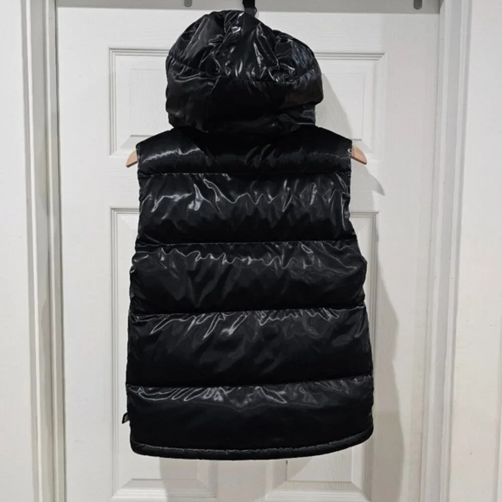 Aritzia the super puff™ vest - Picture 7 of 16
